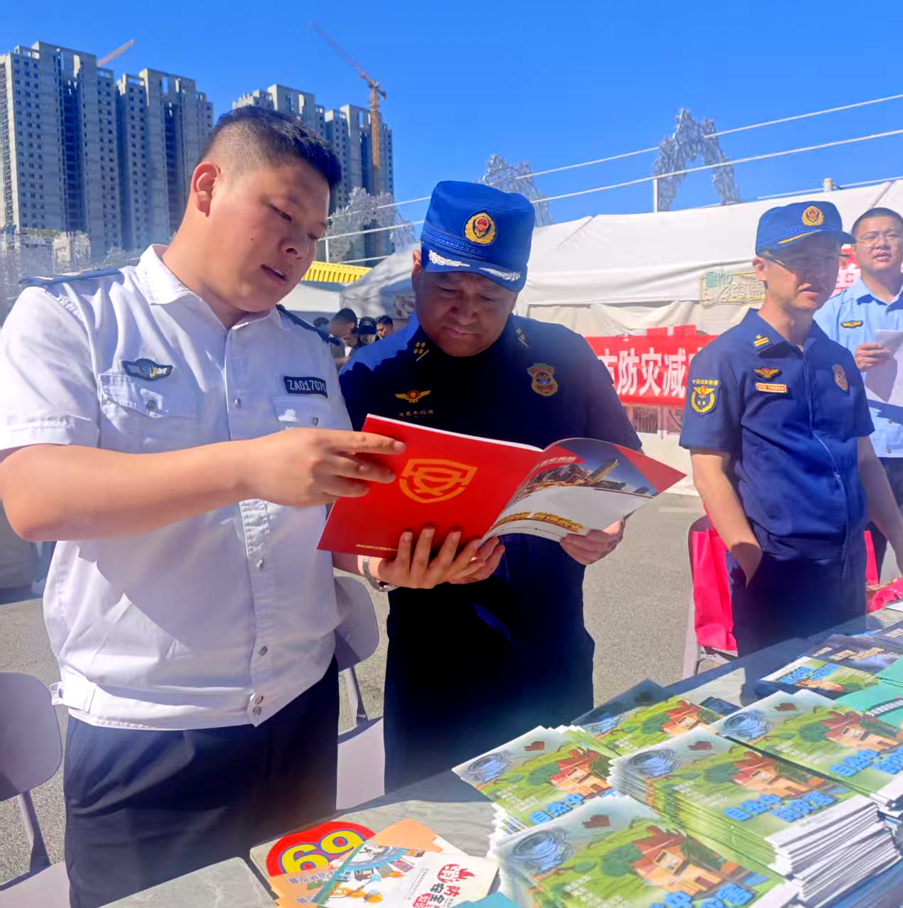 人人講安全、個(gè)個(gè)會(huì)應(yīng)急丨政安消防“2025年防災(zāi)減災(zāi)宣傳活動(dòng)”精彩瞬間
